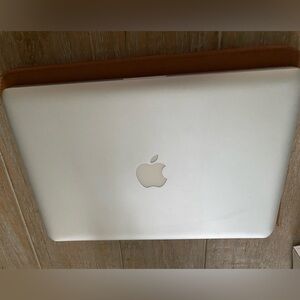 Apple Silver MacBook Pro 13.3 (2012)
